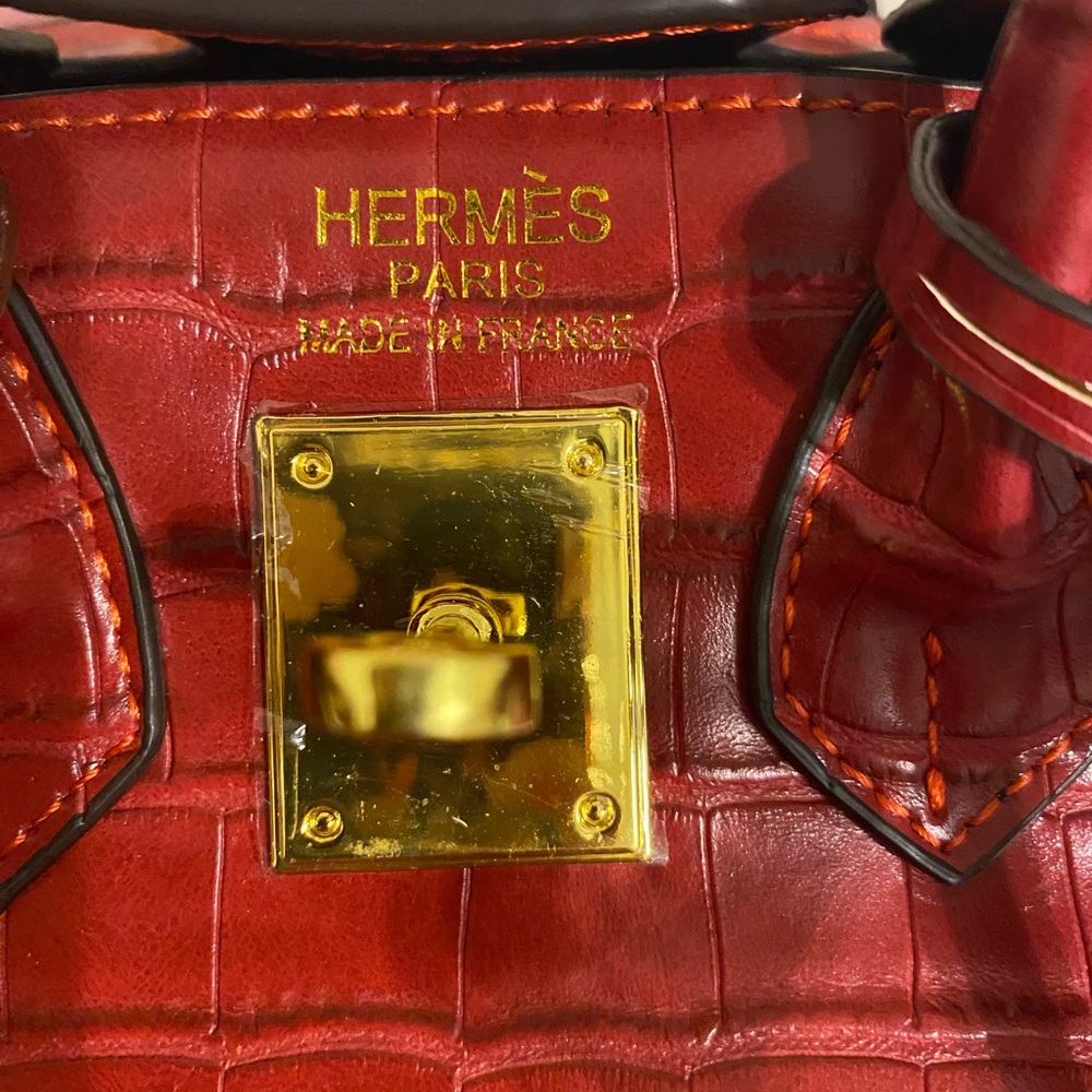 Fashion Chic Red Wine Crocodile Leather Birkin 20 Handbag - Picture 2 of 15